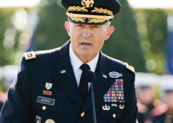 Hegseth asks the Army’s top uniformed officer to step down while U.S. wages war against Iran