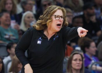 Becoming the next South Carolina was always UCLA’s goal. Now it must beat its inspiration