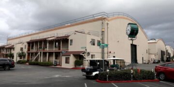 Netflix plans to buy historic Radford Studio Center