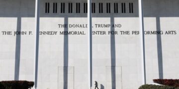 The Kennedy Center wants to show that the building really needs a renovation
