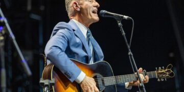 10 minutes backstage with Lyle Lovett at Stagecoach