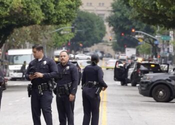 Woman in critical condition after stabbing in downtown L.A.; suspect arrested