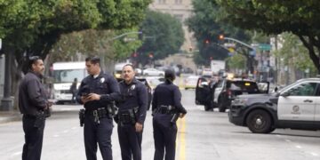 Woman in critical condition after stabbing in downtown L.A.; suspect arrested