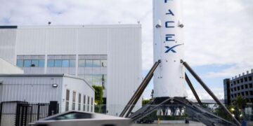 How Elon Musk is using his other companies to mask Cybertruck’s weak demand