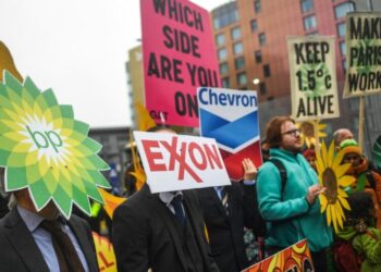 Investigate the AI campaigns flooding public agencies with fake comments