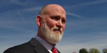 ‘They’re terrible’: GOP lashes out at media for historic disapproval ahead of midterms