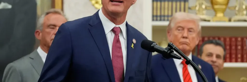 Republican gov iced out by furious Trump team after gerrymander disaster: report