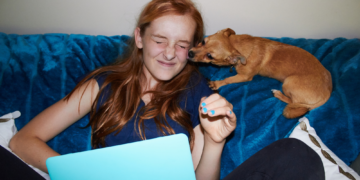 What Your Bond With Your Dog Says About Your Relationships With People