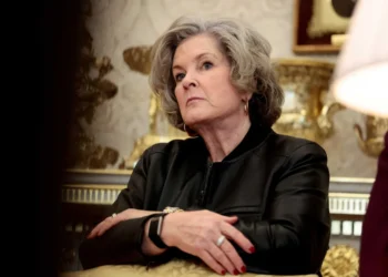 ‘Hit the big red panic button’: Trump’s top aide summons GOP insiders for urgent talks