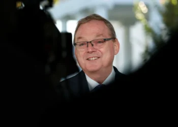 Trump’s economic advisor mocked for suggesting Americans fantasize about lower gas prices