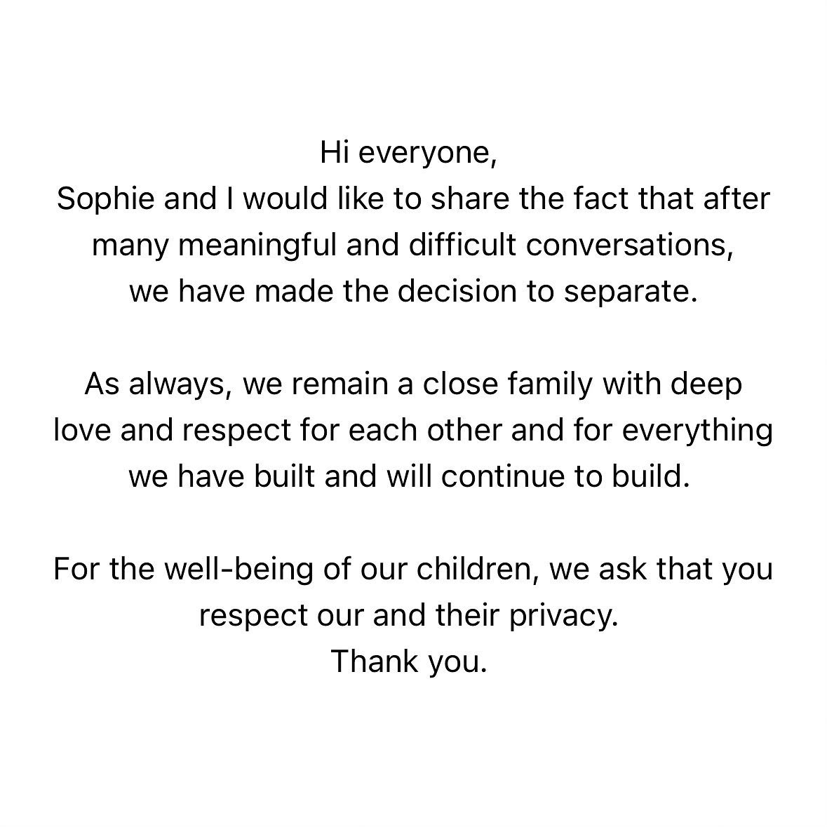 Text announcing the separation of Justin and Sophie Trudeau.