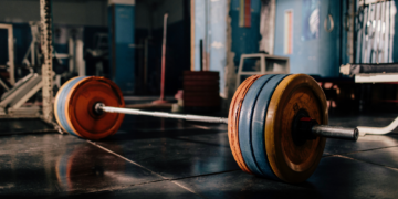 You Have to Watch This 9-Year-Old’s Massive Deadlift That Has the Internet Arguing