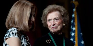 Doris Fisher, Co-Founder of the Gap, Dies at 94