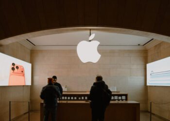 Apple Reaches $250 Million Settlement Over Claims It Misled People on A.I.