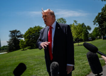 White House Considers Vetting A.I. Models Before They Are Released