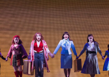 ‘Beaches’ Sinks on Broadway