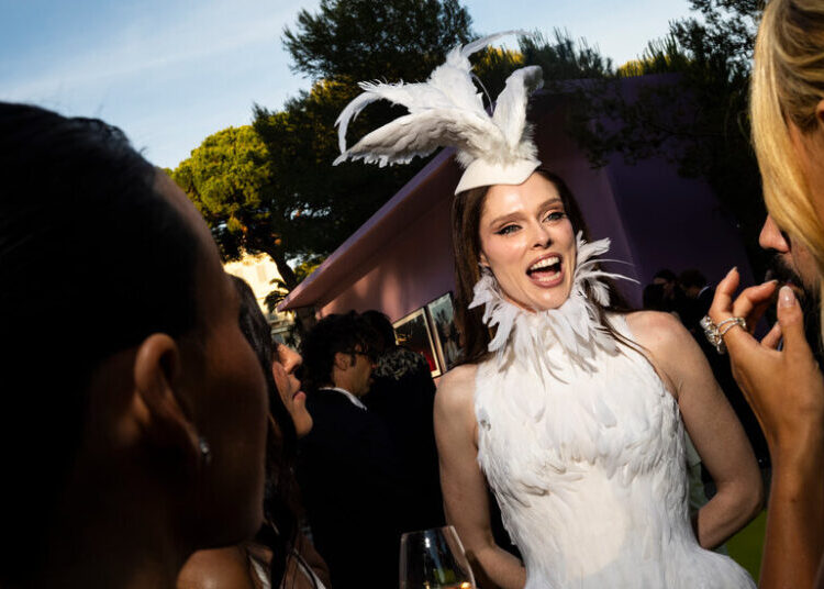 Shooting Stars at the amfAR Cannes Gala