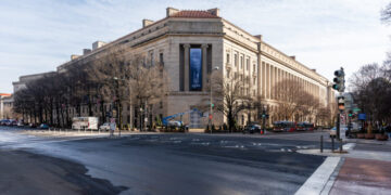 As Trump Politicizes Justice Dept., Prosecutors Struggle With Grand Juries