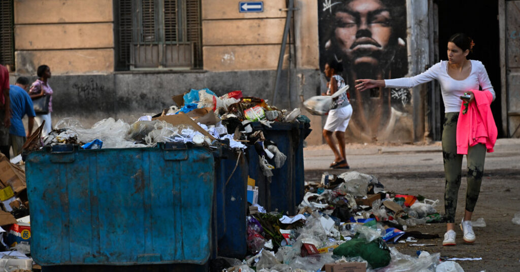 Even Havana’s Street Sweepers Can’t Escape the Trash