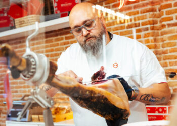 The Man Who Cuts the Perfect Slice of Ham