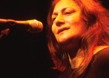 Beverley Martyn, Whose Folk Music Breakthrough Took 50 Years, Dies at 79