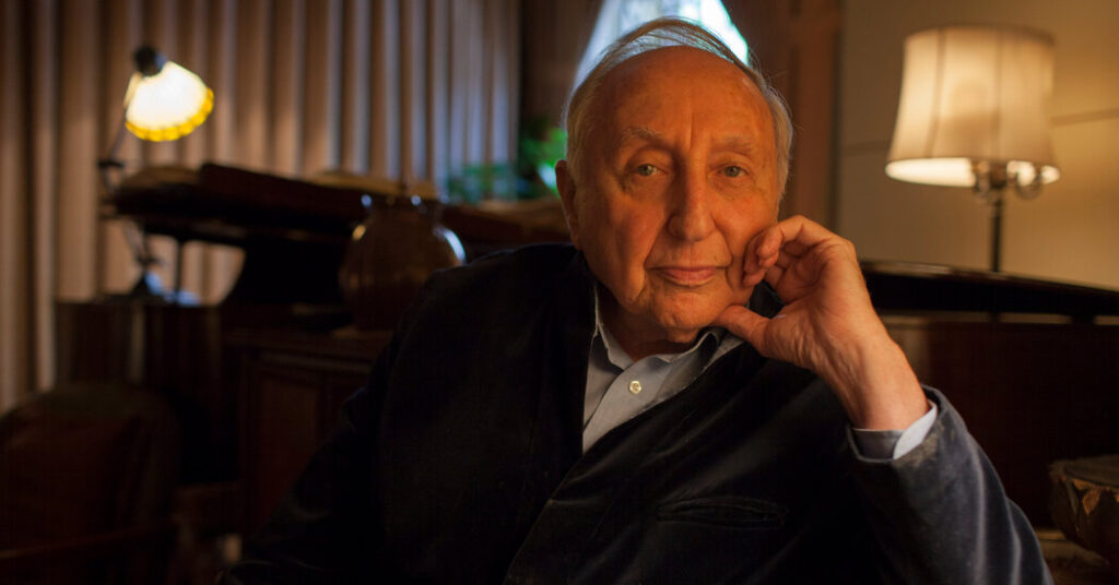 Seymour Bernstein Dies at 99; Stage Fright Cut Short His Piano Career