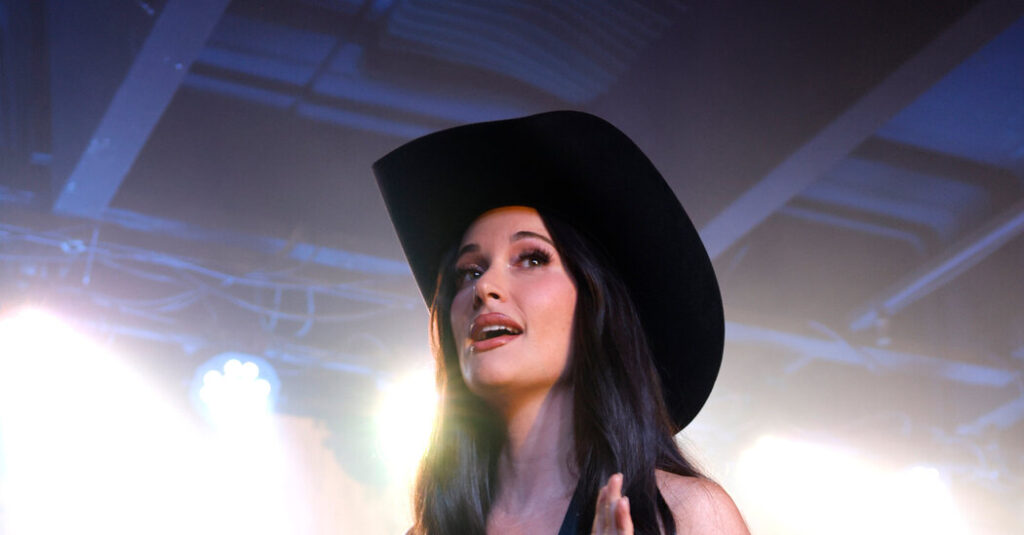 Kacey Musgraves Sounds Right at Home in the ‘Middle of Nowhere’