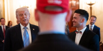 Trump Tries to Downplay Economic Effects of the Iran War