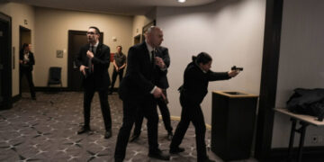 Judge Questions Jail’s Treatment of Suspect in Press Gala Shooting