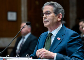 U.S. Warns China Over Iranian Oil as Sanctions Fight Intensifies