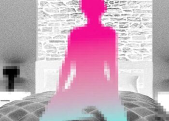 OnlyFans’ First-Gen Creators Are Retiring—and Some Are Begging You to Forget They Exist