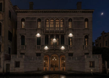 A Dutch Art Studio Lights Up Venice’s Grand Canal