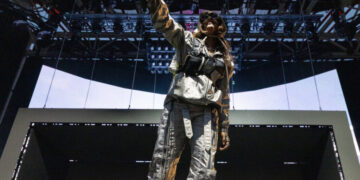 Kid Cudi Fires M.I.A. From Tour After Onstage Comments About Immigrants