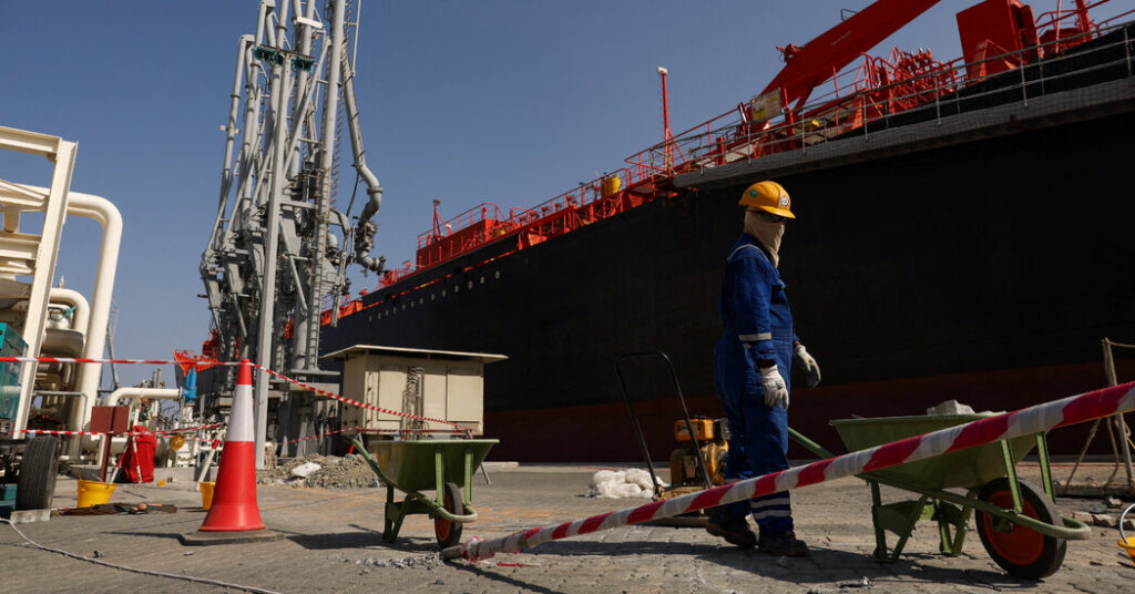 Oil Prices Hold Steady as Iran Talks Remain Murky