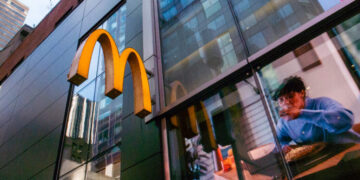 Fast-Food Sales Rise Despite Higher Gas Prices
