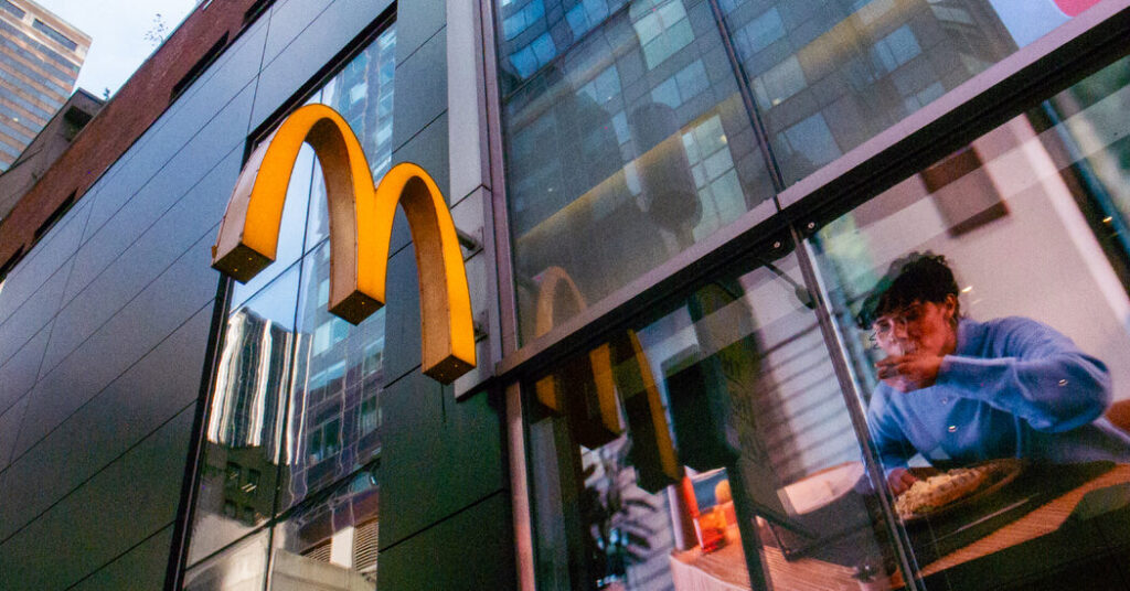 Fast-Food Sales Rise Despite Higher Gas Prices