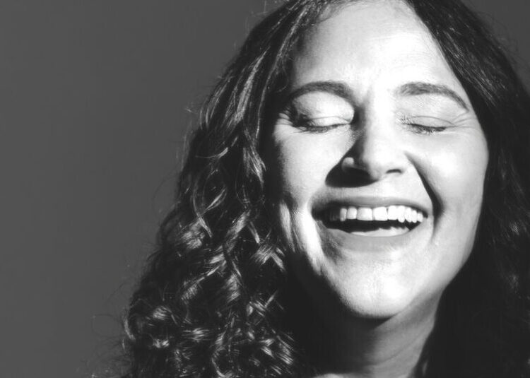 Want to ‘Optimize’ Your Happiness? This Happiness Expert Says: Don’t.