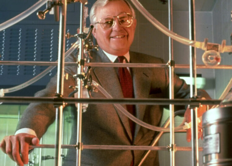 Dean Buntrock, Maestro of Waste Management, Dies at 94