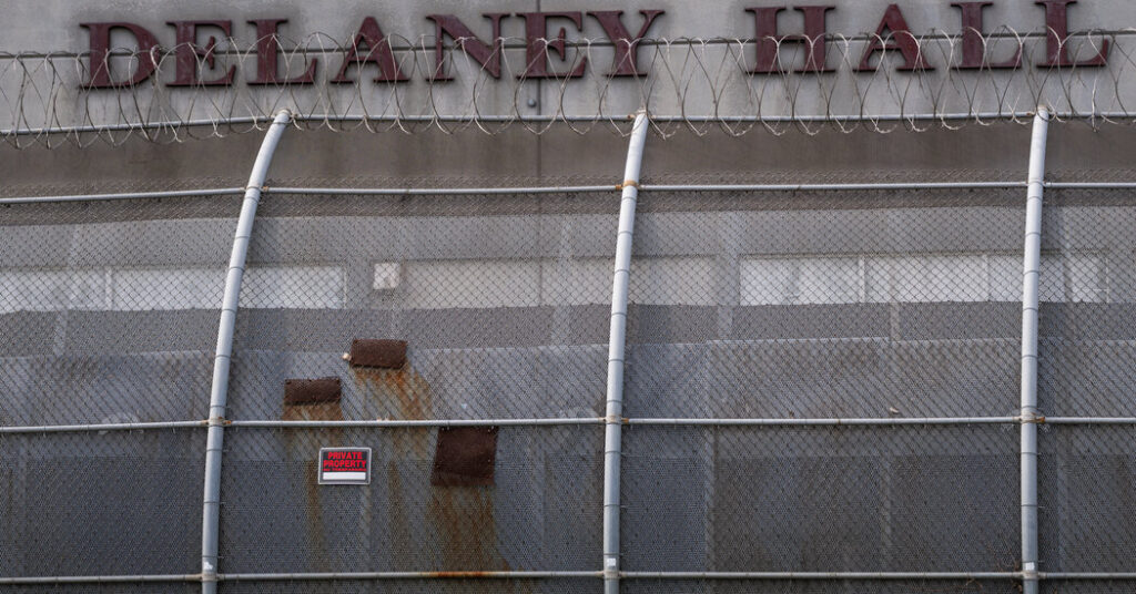 Lawmakers May Continue to Inspect ICE Detention Centers, Appeals Court Rules