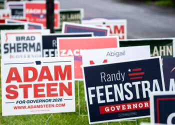 G.O.P. Fatigue in Iowa Strains the Republican Primary for Governor
