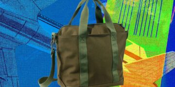 L.L.Bean’s Zip Hunter’s Tote Is the Only Carryall You Need