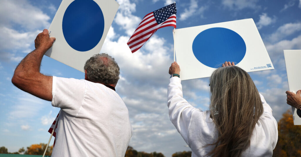 Why Nebraska’s ‘Blue Dot’ Is Roiling a Democratic House Primary
