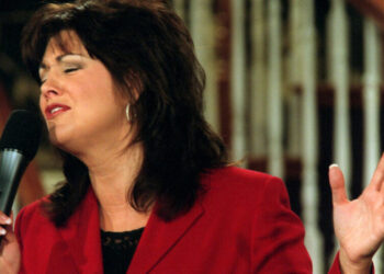 Joni Lamb, Whose Christian TV Station Went Global, Dies at 65