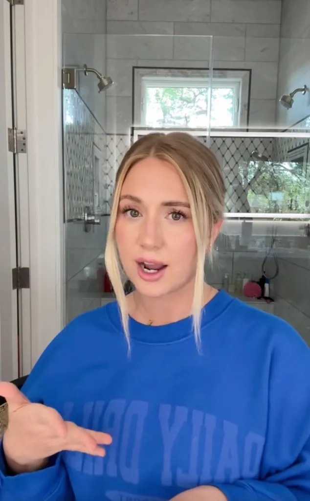 Lauren Burnham talking about Alex Cooper.