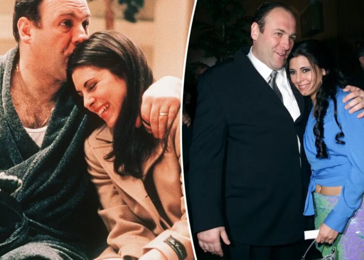Jamie-Lynn Sigler reveals final words she told late James Gandolfini at his funeral