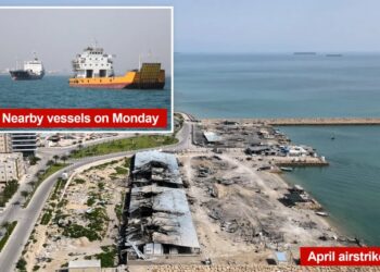 US launches ‘self-defense’ strikes in Iran after Navy destroyers targeted, American official insists cease-fire still stands: report