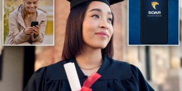 University lets students earn bachelor’s and master’s degrees entirely on their phone