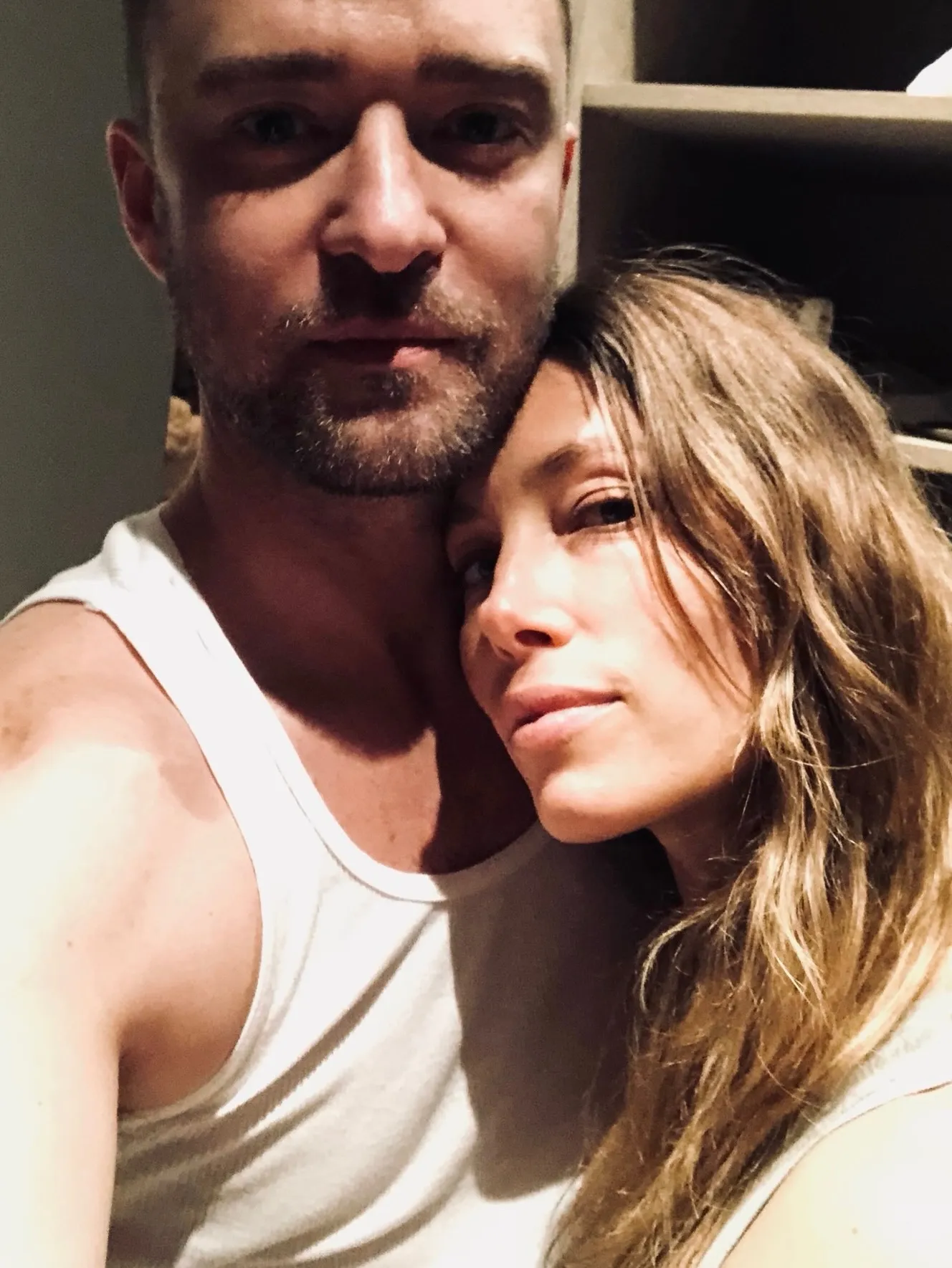 Selfie of Justin Timberlake and Jessica Biel.