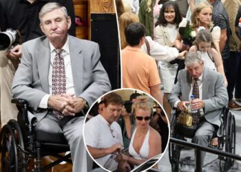 Britney Spears’ dad, Jamie, seen in wheelchair at granddaughter’s graduation 2 years after leg amputation