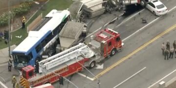 Bus, semitruck and car collide in Santa Clarita, leaving 13 injured